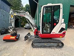 Takeuchi TB225 V4 Minibagger Powertilt HS03 Schnellwechsler