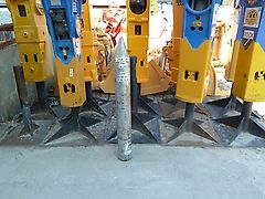 Furukawa - Spitzmeißel HB 30G / KHB 300 / 30 GII - Länge ca. 1300 mm - Durchmesser ca. 150 mm