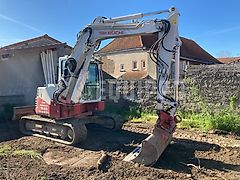 Takeuchi TB180FR with 3 buckets and ripper tooth