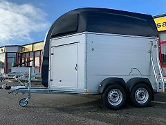 Pferdeanhänger Böckmann Champion R Pferdeanhänger Sattelkammer