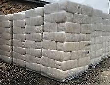 Leinstroh 20 kg Einstreu, Flachs, Leinen, Stroh Leinstroh 20 kg Einstreu, Flachs, Leinen, Stroh