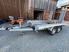 Humbaur Tieflader Baggeranhänger Minibagger Radlader