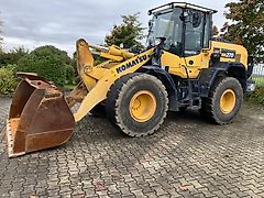 Komatsu WA270-8