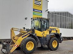 Komatsu WA200-8E0