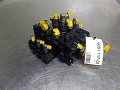Kramer 10001810942-Bucher Hydraulics 200033434010-Valve